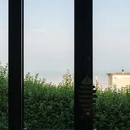 Histoires D'ault - Maison Vue Et Jardin Nyaraló Ault